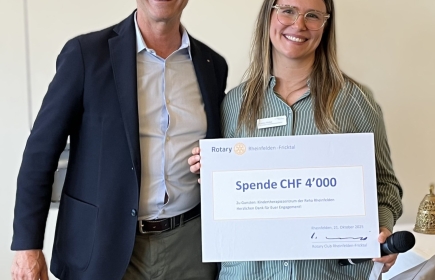 Spende für das Kindertherapiezentrum der Reha Rheinfelden